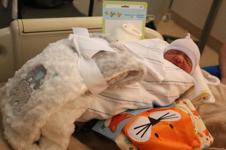 Dallas-Regional-Medical-Center-Delivers-First-Mesquite-Baby-of-2017