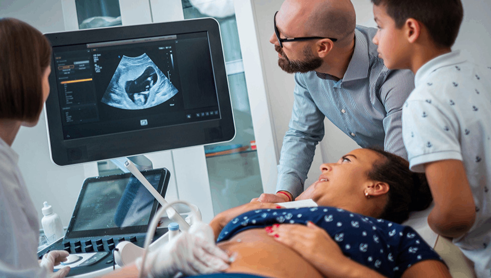 4-D ultrasound imaging